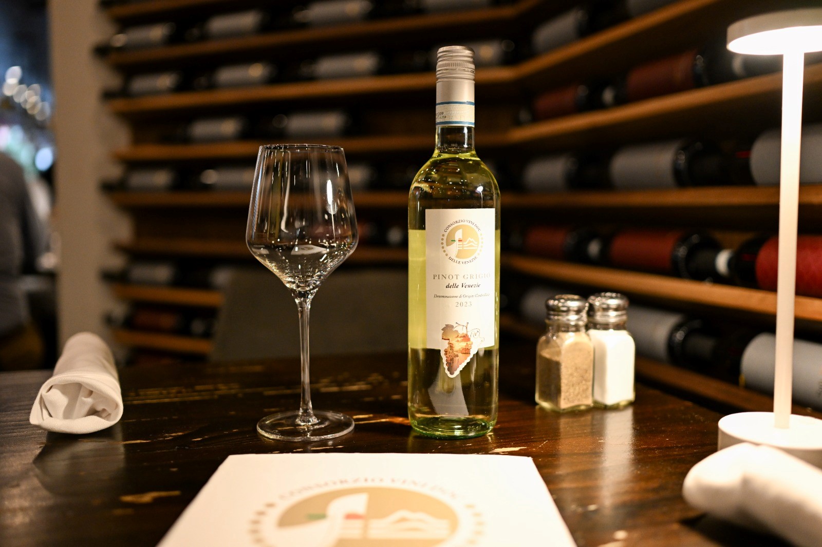 Pinot Grigio delle Venezie DOC enoteca